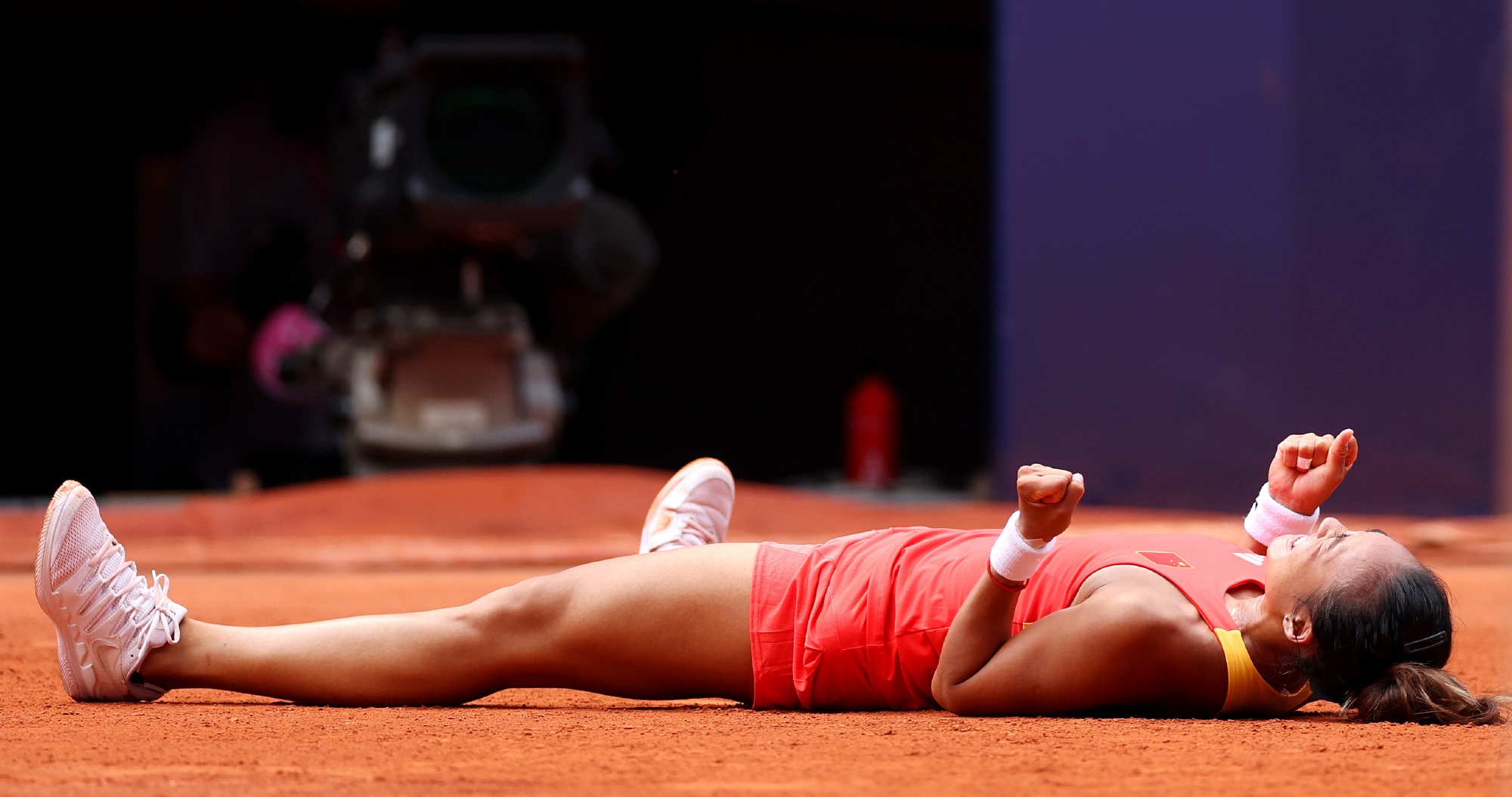 包含摩纳哥迎欧超杯关键赛，赛前防线松动，压力陡增，训练强度明显提升的词条-kaiyun